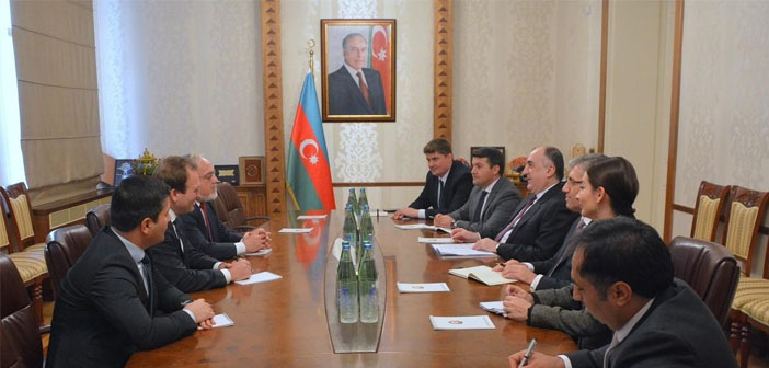 XİN RƏHBƏRİ AMERİKALI DİN XADİMLƏRİNİ QƏBUL ETDİ