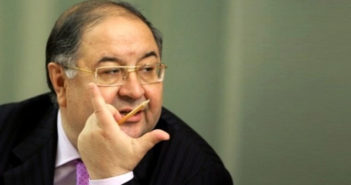 ÖZBƏK İŞ ADAMI İSLAM MƏRKƏZİNƏ 8 MİLYON DOLLARLIQ KİTAB BAĞIŞLADI – İBRƏTAMİZ…