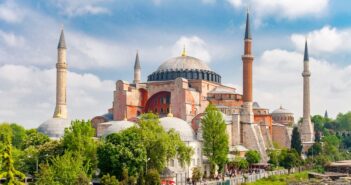 TÜRKİYƏDƏN YUNANLARA CAVAB: PAYTAXTINDA MƏSCİD OLMAYAN YEGANƏ ÖLKƏ…